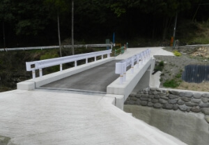 構造物部門実績：市道 高橋（福岡県八女市）